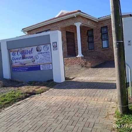 De Capital Guest House Іст-Лондон Екстер'єр фото
